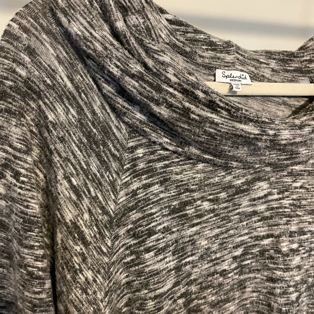 Splendid cowl neck mid sleeve top size medium